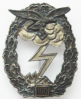 <span class="mw-page-title-main">Ground Assault Badge of the Luftwaffe</span> World War II German military decoration