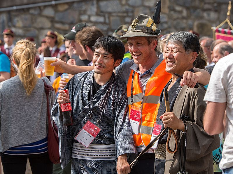 File:MJK08346 Wikimania 2016 Closing ceremony.jpg