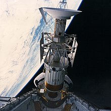 La sonda Magellano appena rilasciata dallo Shuttle Atlantis, poco prima di iniziare il suo viaggio verso Venere (1989)