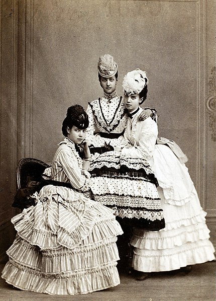 File:Maria, Alexandra and Thyra of Denmark.jpg