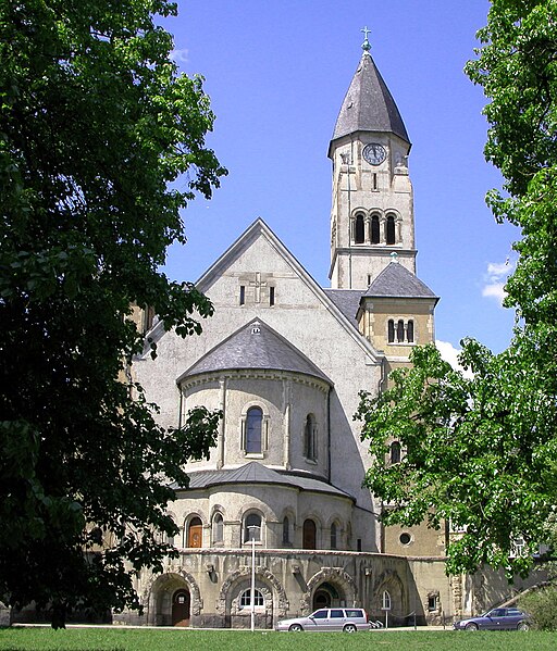 File:Markuskirche (cropped).jpg