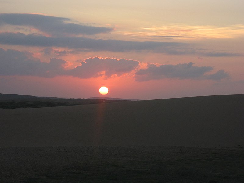 File:Medanos de Taroa - panoramio.jpg