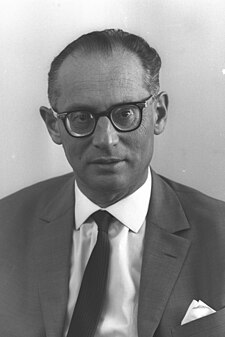 Mordechai-Haim Stern 1965-11-19.jpg