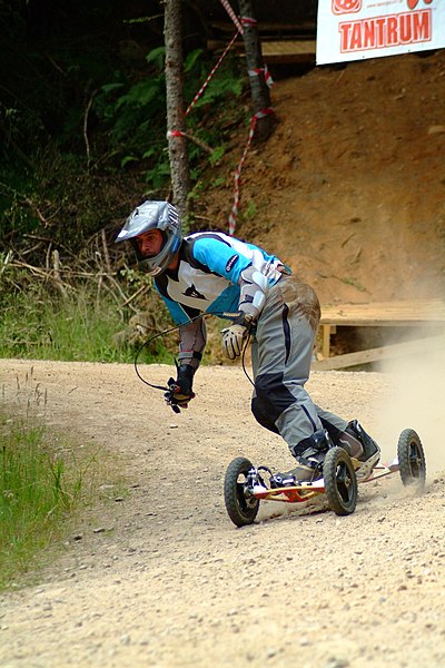 File:Mountainboard - geograph.org.uk - 3112055.jpg