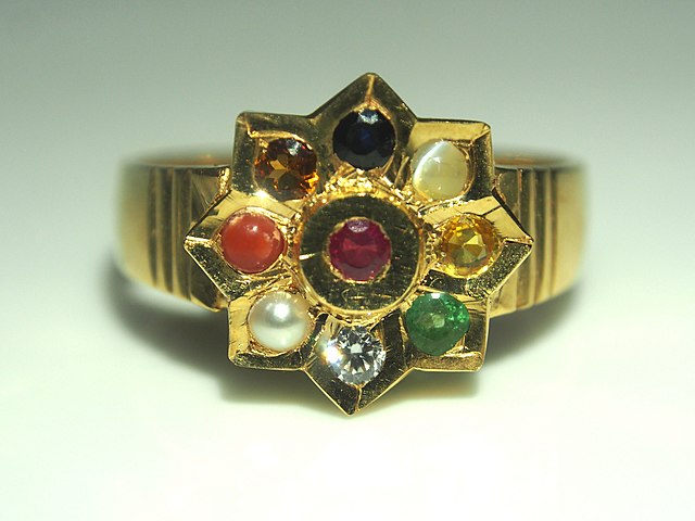 640px Navaratna Ring