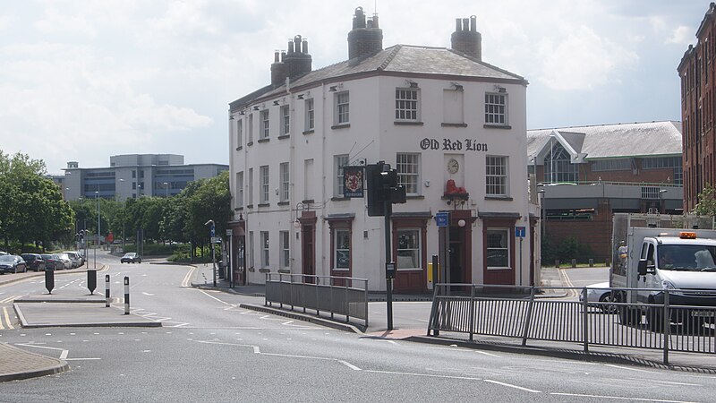 File:Old Red Lion, Leeds (20th June 2012).JPG