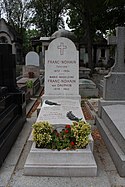 Père-Lachaise - Divisão 89 - Nohain 01.jpg