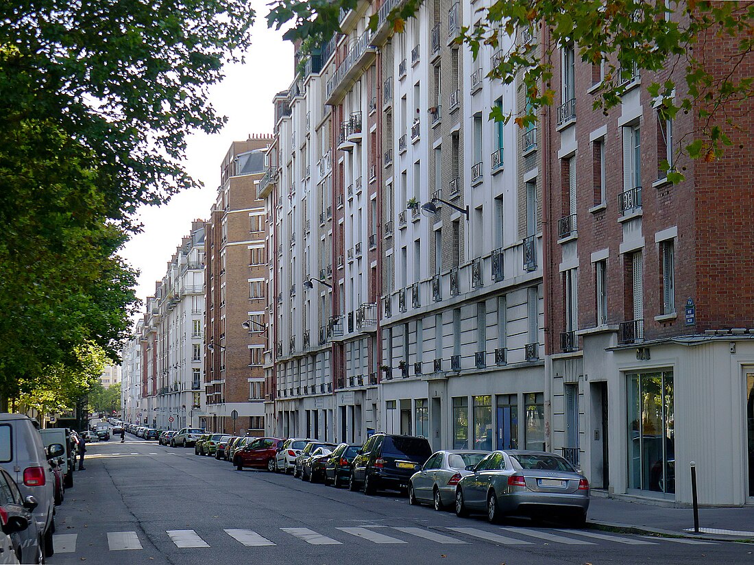 Avenue Émile-et-Armand-Massard