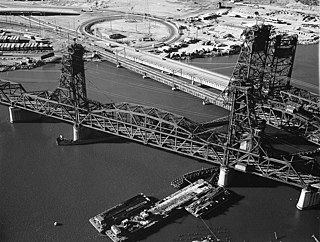 <span class="mw-page-title-main">PATH Lift Bridge</span> Bridge in Connecting Kearny and Jersey City, New Jersey