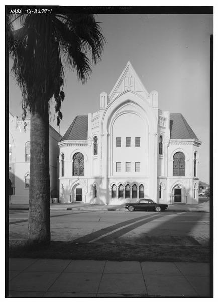 File:PRINCIPAL SIDE - B'nai Israel Synagogue, 707 Twenty-second Street, Galveston, Galveston County, TX HABS TEX,84-GALV,16-1.tif