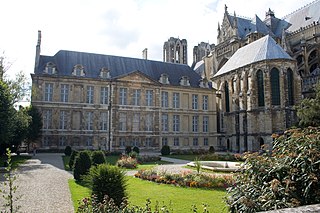Фасад времён Людовика XIV