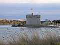 Redoute Ballestras. Il s'agit de l'une des huit tours d'alarme construites en 1774 pour prévenir la population contre les pirates. De 1906 à 1943, la redoute est recouverte par un château d'eau qui la masque complètement. Entre 1991 et 1993 elle est déplacée pierre par pierre jusqu'à l'Étang du Levant et restaurée.