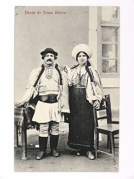 File:Pareche din poiana sibiului Ed. Nicolae Tintea Szelistye 1911 MN Ny 4087.jpeg