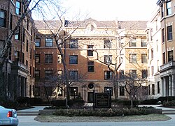 Pattington Apartments.JPG