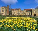 Penshurst Platz italienischen Garten im Frühjahr.jpg