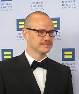 Peter Paige at 2014 HRC gala in LA (13411113503)