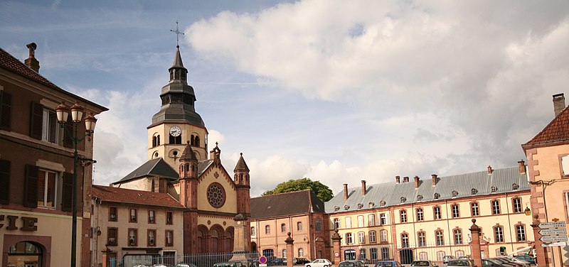 File:Place dom Calmet.jpg