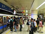 Stasiun Ximen pada Jalur Bannan Taipei Metro