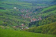 Čeština: Pohled na vesnici od vrcholu Pasecké lazy, Nedašova Lhota, okres Zlín