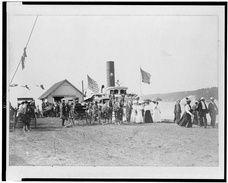 File:Port Jefferson, Long Island, N.Y.(?), Aug. 1908(?)-Steamboat dock LCCN96522025.jpg