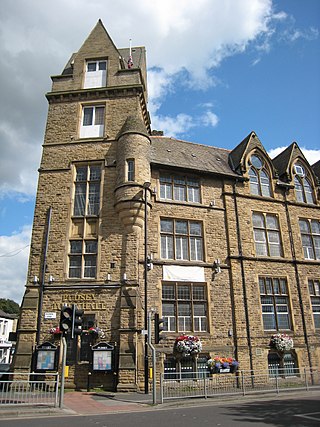 <span class="mw-page-title-main">Pudsey Town Hall</span> Municipal building in Pudsey, West Yorkshire, England