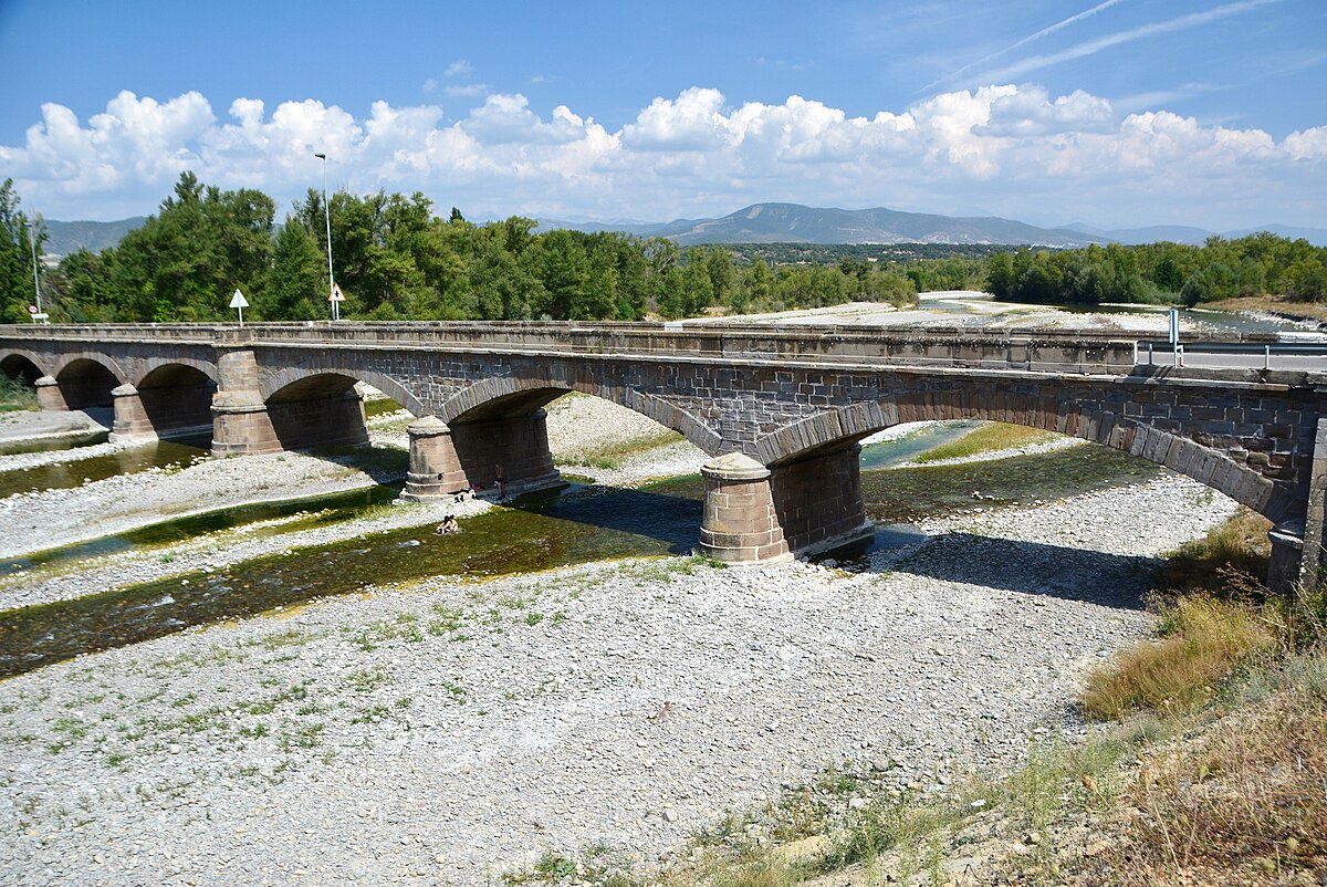 puente la reina de jaca turismo