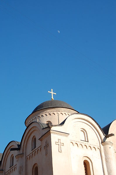 File:Pyrohoshcha Church of the Mother of God 04.JPG