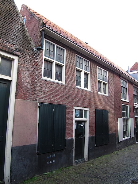 File:RM19514 Haarlem - Kromme Elleboogsteeg 13-15.jpg