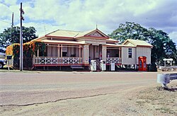 Ravenswood Post Office and Residence (1997).jpg