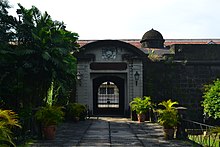The current Puerta Real (Royal Gate) was built in 1780 and was restored in 1969 with additional works made in 1989
