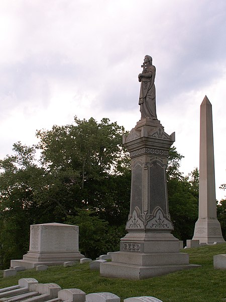 File:Reed Monument, Allegheny Cemetery, 2015-05-15, 02.jpg
