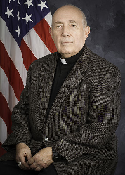 File:Reverend Lawrence C. Smith S.J., a Catholic pastor, poses for an official photo at Joint Base Anacostia-Bolling in Washington, D.C., Aug. 27, 2013 130827-N-WY366-432.jpg