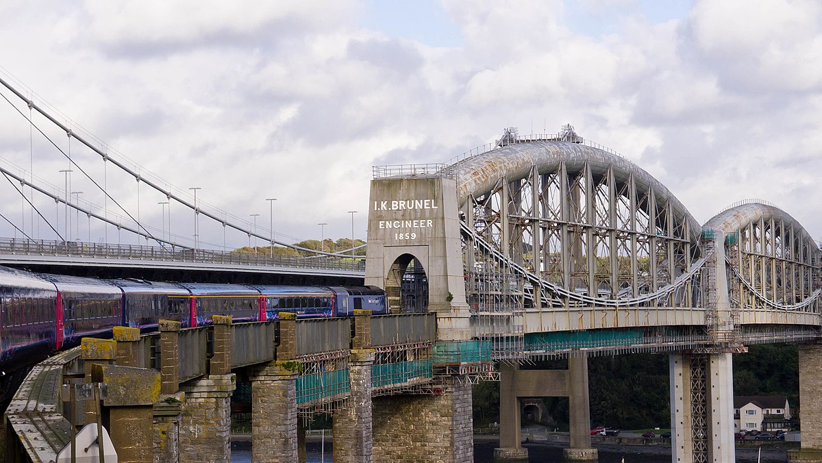 Мост 2 7. Royal Albert Bridge. Британский Железнодорожный мост. Мост с двумя шпилями в Москве. Мост 2 Крылья.