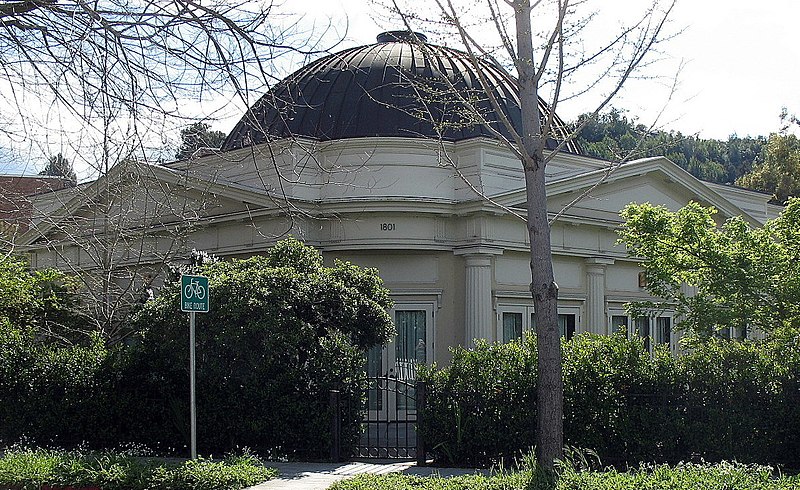 File:San Rafael Improvement Club 1801 5th Ave San Rafael CA 3-21-2010 3-29-02 PM (cropped).JPG