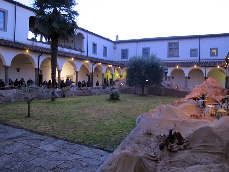 File:San romano, chiostro 02.JPG