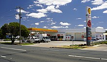 Shell - Coles Express petrol station.jpg