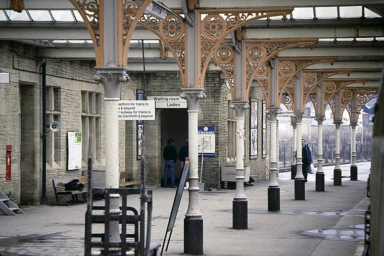 Skipton railway station