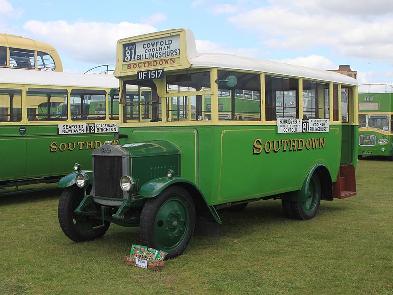 File:Southdown 100 - 517 (UF1517).JPG