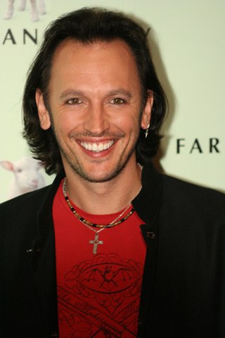 <span class="mw-page-title-main">Steve Valentine</span> Scottish actor