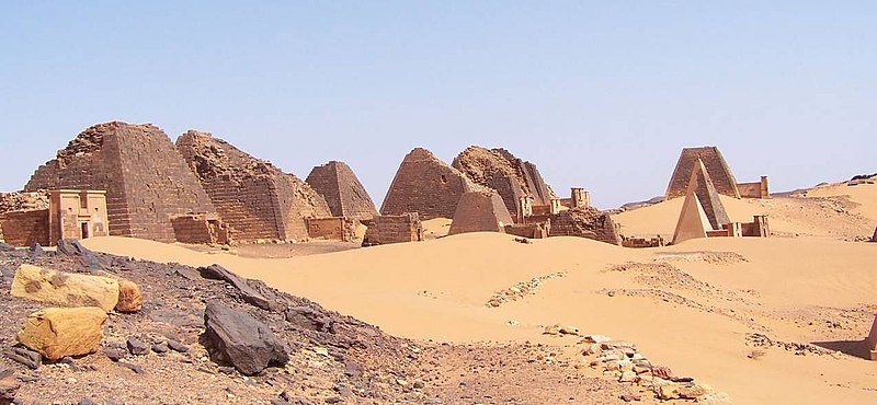 File:Sudan Meroe Pyramids 30sep2005 4.jpg