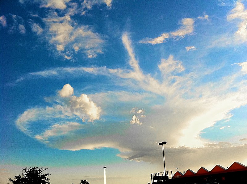 File:Swirly Sky over Payson AZ.jpg