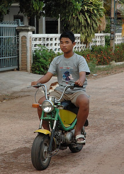 File:Teen on Mini-Bike - Yodakeng, Thailand (2490640847).jpg