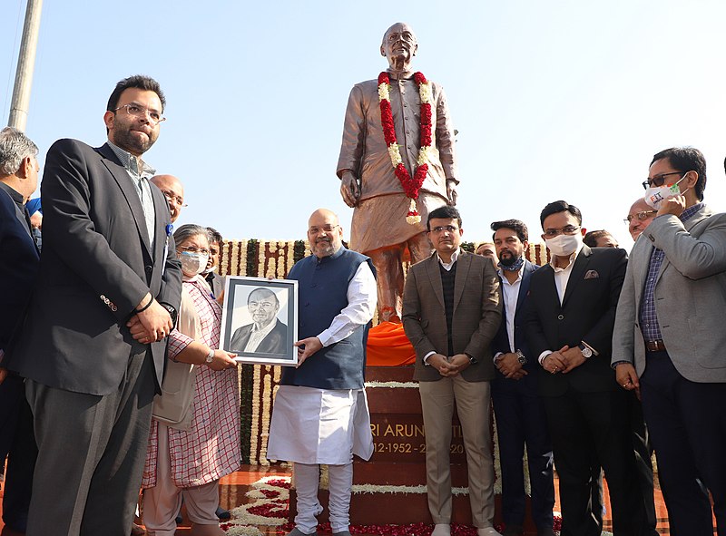 File:The Union Home Minister, Shri Amit Shah unveils a statue of Shri Arun Jaitley at New Delhi’s Arun Jaitley Stadium on December 28, 2020 (2).jpg