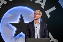 Tim Cook (2017).jpg