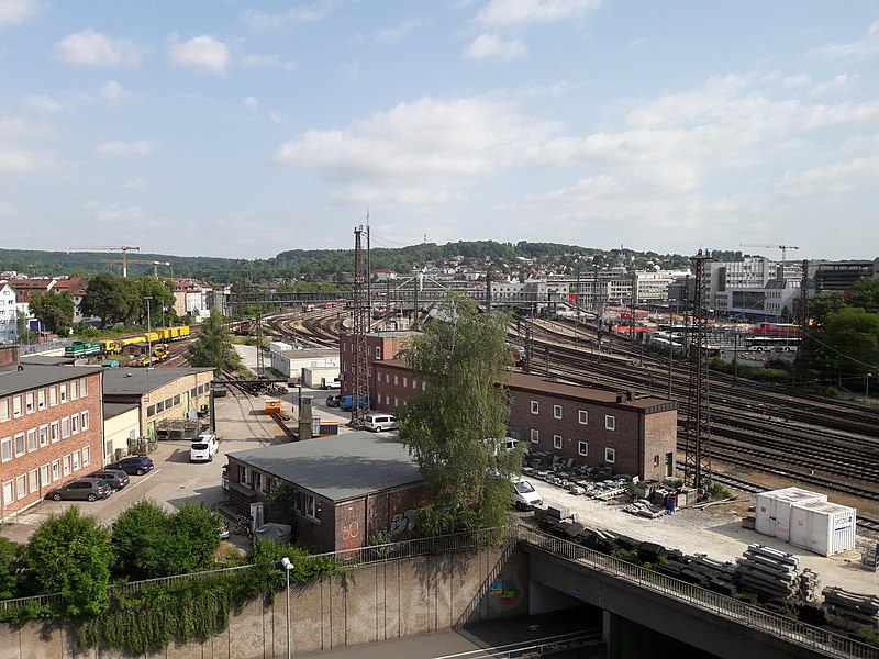 File:Ulm Hbf from BB.jpg