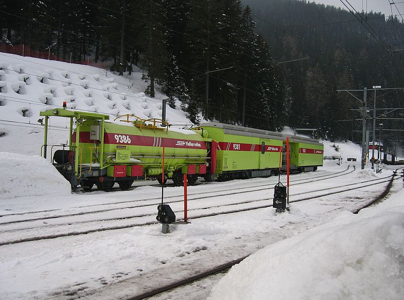 File:Vereinatunnel - panoramio.jpg