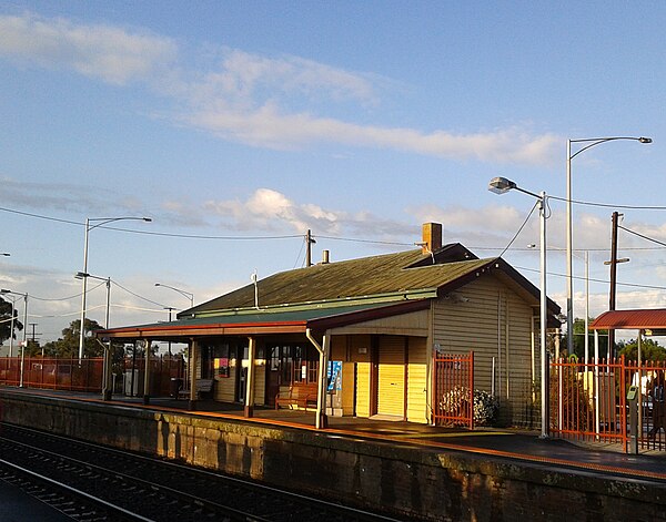 Station building on Platform 2, November 2012