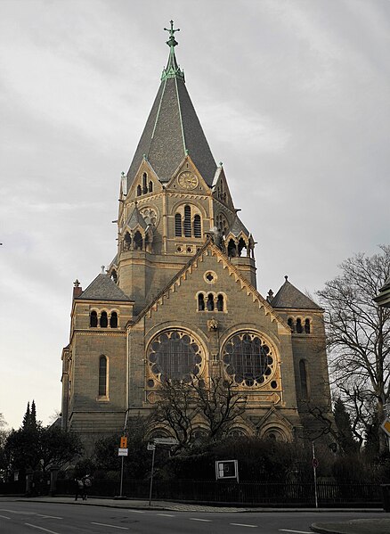 File:Wuppertal, Hochstr., Friedhofskirche, von S.jpg