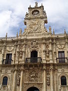 Facade of Convento de San Marcos.