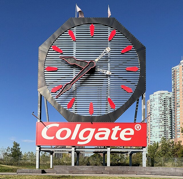 Image: 10.7.22Colgate Clock By Luigi Novi 11 (cropped)
